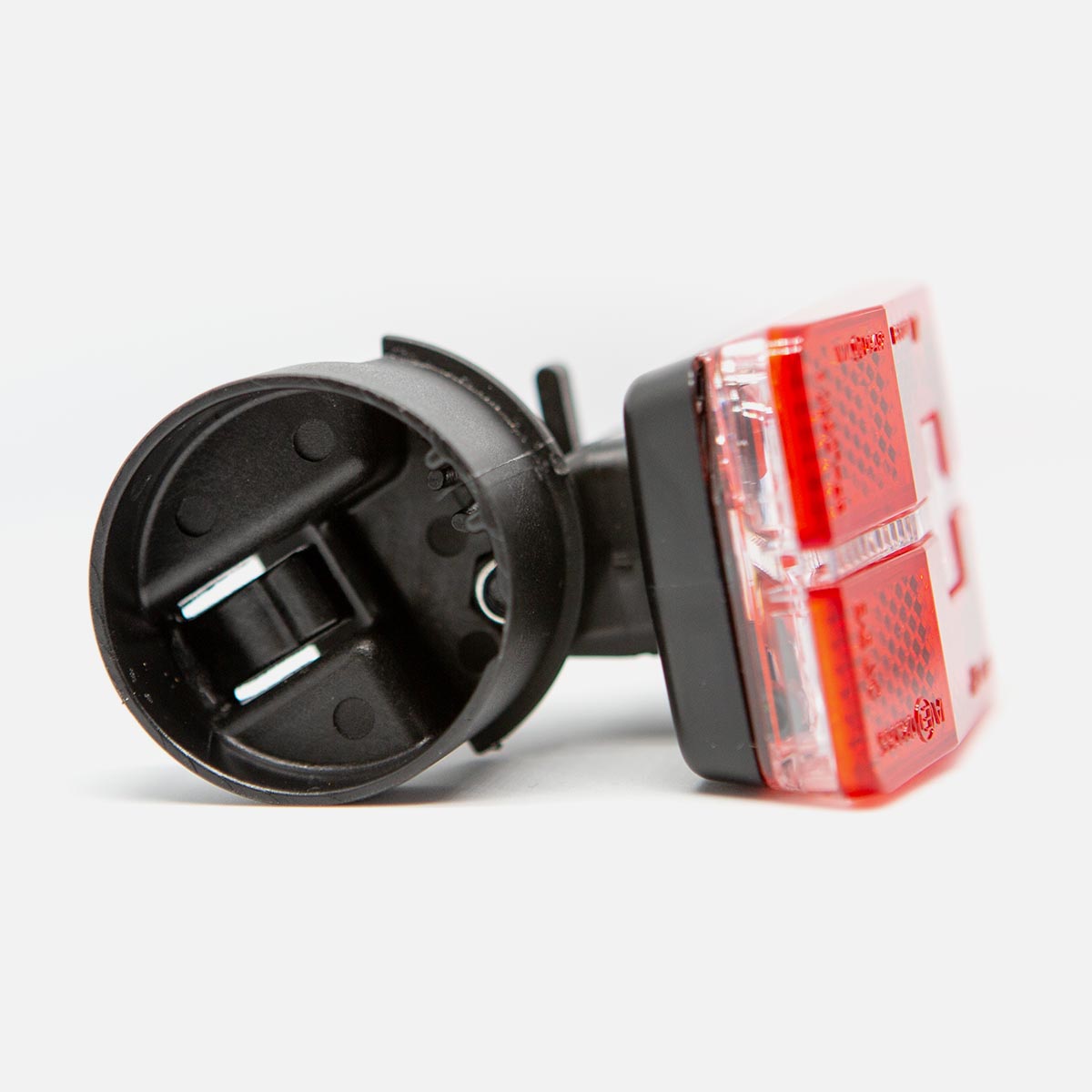 KKL4583-4631-01_Two_Webstore Cateye reflex auto light with mount